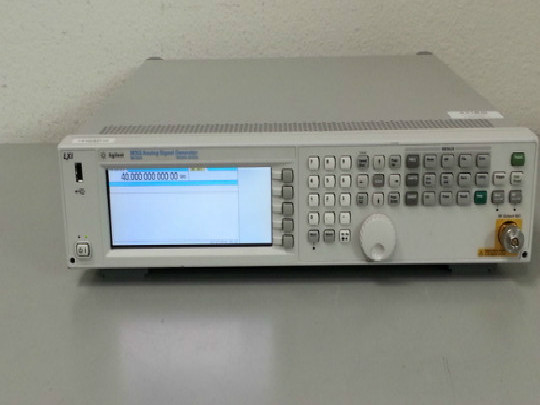 N5183A MXG 微波模擬信號發(fā)生器，100 kHz 至 40 GHz